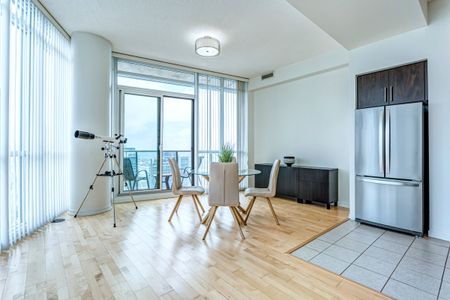 For Lease - 65 Bremner Boulevard Unit# 5303, Toronto, Ontario - Photo 2