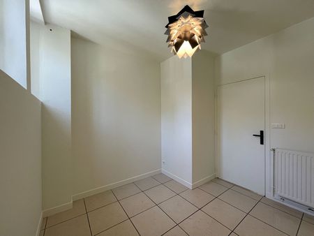 Location appartement 3 pièces, 76.00m², Reims - Photo 2