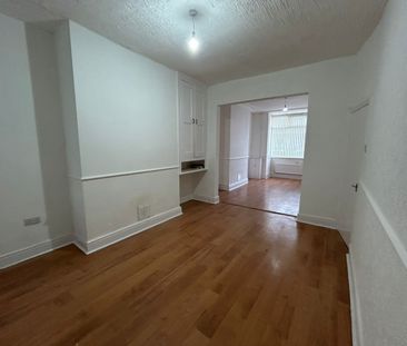 3 Bed Terraced House, Gill Street, M9 - Photo 3