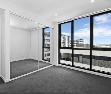 508/8 Aviators Way, Penrith - Photo 4