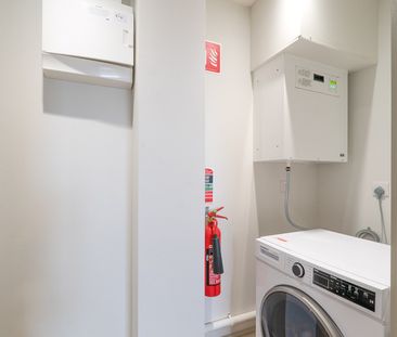 APARTMENT 307, SHORE CLUB, BEACH ROAD, DUBLIN 4, D04 W8P3 - Photo 4