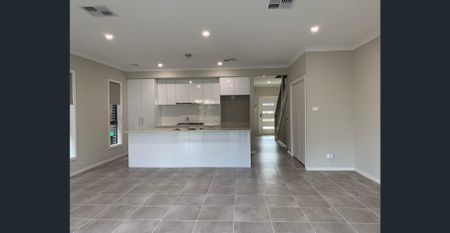 SPACIOUS & GRACIOUS - Photo 4