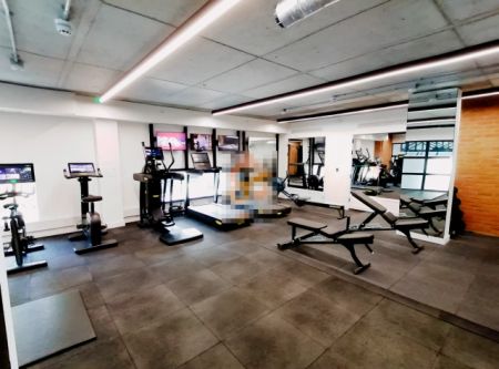 2 Bedroom 2 Bathroom Tryon House Flat24 - Photo 2