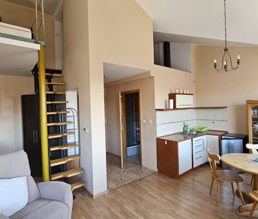 Kawalerka z antresolą na ul. Sarniej - Photo 3