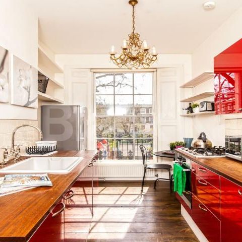 Fantastic two bed set within a period house in Zone 1 - Photo 1