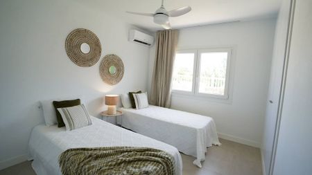 Luxury Villa for rent in Mijas Costa, Andalusia - Photo 4