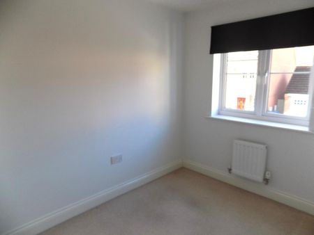 3 bedroom townhouse to rent - Photo 4