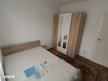 INCHIRIEZ apartament 2 camere semidecomandat,zona Vasile Aaron - Photo 5