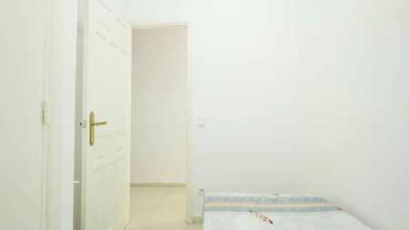 Carrer de Sant Roc, Barcelona, Catalonia 08014 - Photo 5