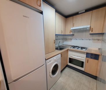 Apartamento de alquiler en Calle Calle Musico Jose Mira Figueroa,, ... - Photo 3