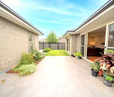 Spacious Home in Quiet Location! - Photo 2