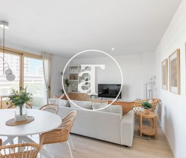 3 bedroom apartment with terrace for rent in Badalona - Photo 5