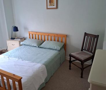 Spearing Road, High Wycombe - Photo 1