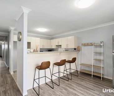 FOR LEASE Modern & Low-Maintenance Duplex in a Convenient Location ... - Photo 6