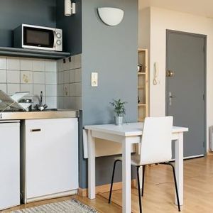 Appartement meublé à louer - 1 pièce - 19 m² - Photo 2