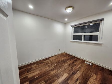 For Lease - 40 Corby Crescent, Brampton, Ontario - Photo 4