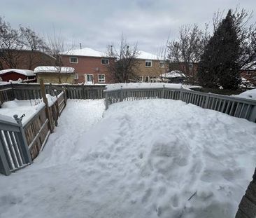 Spacious Main-Level of a Detached Home (4 + Den, 2.5 Bath) - Photo 3