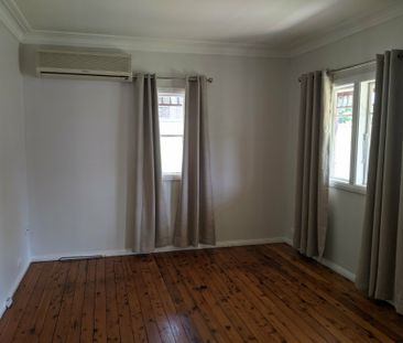36 Cam Street, Cambridge Park NSW - Photo 5