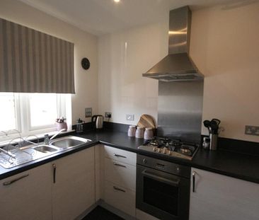 2 bed terraced house for rent in Dalkeith - Photo 2