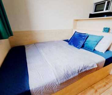 Bronze Studio - Photo 3