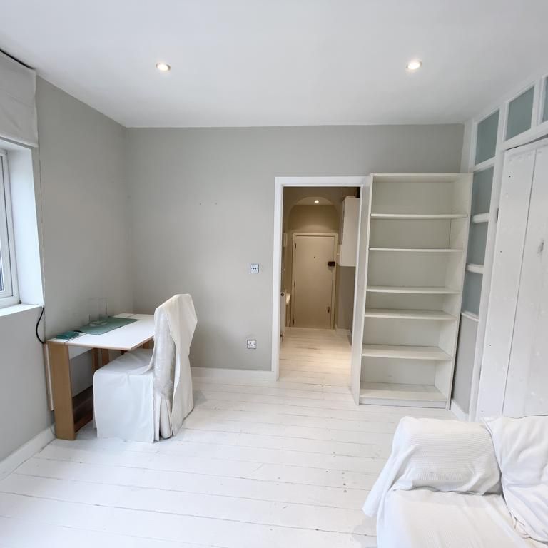 1 bedroom flat to rent - Photo 1