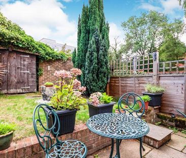 2 bedroom terraced house to rent - Photo 1