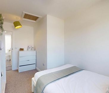 6 bedroom house to rent - Photo 2