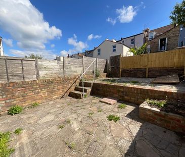 Friezewood Road, Bristol - Photo 2