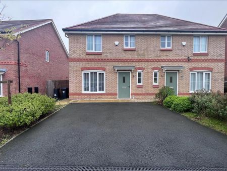 2 bedroom semi-detached house to rent - Photo 4