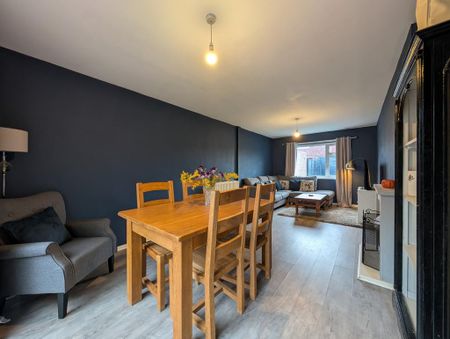 3 bedroom terraced house to rent - Photo 5