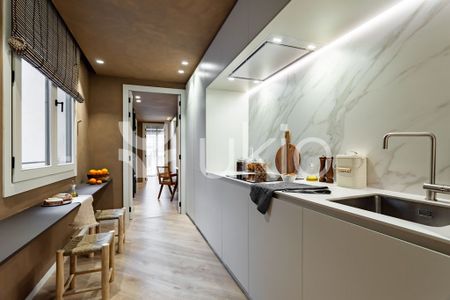 2 bedroom luxury Apartment for rent in Barcelona, Catalonia - Photo 2