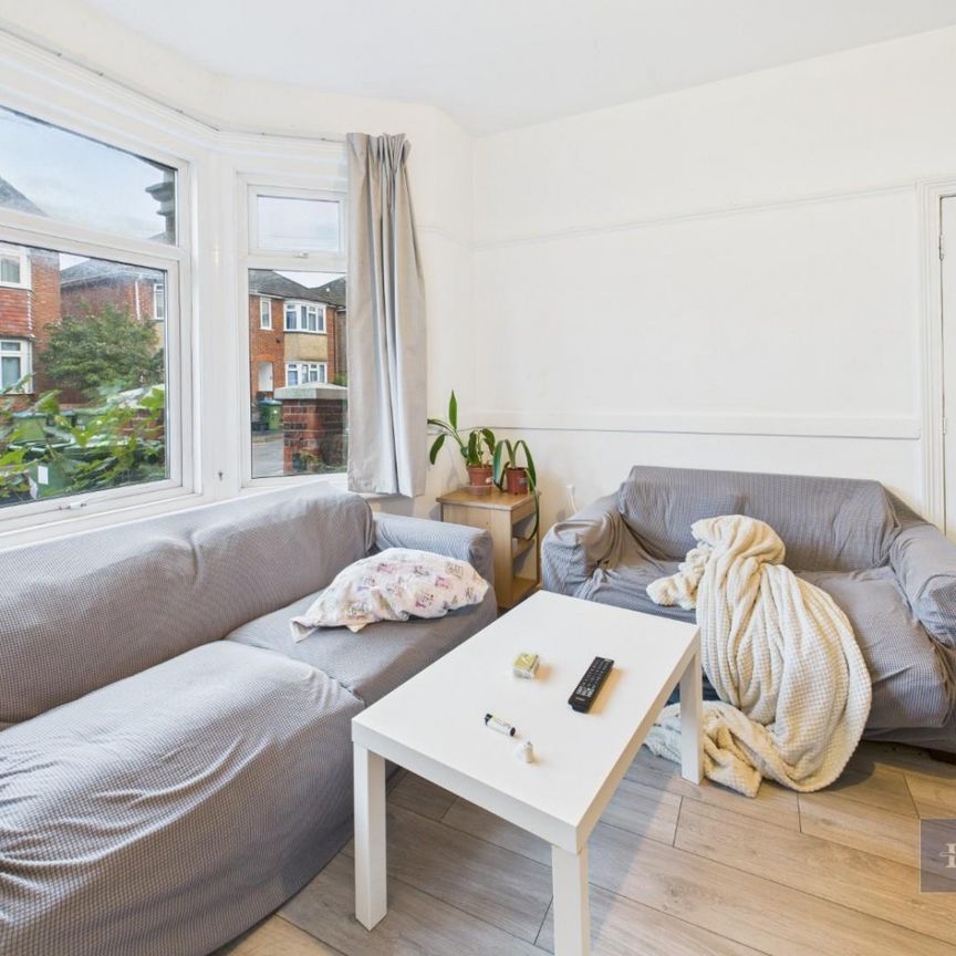 4 bedroom House To Let - Photo 1