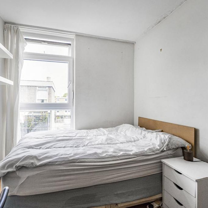 3 bedroom apartment to rent - Photo 1