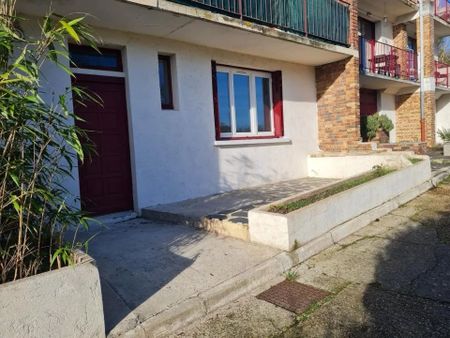 Location Appartement 1 pièces 28 m2 à Ivry-la-Bataille - Photo 2