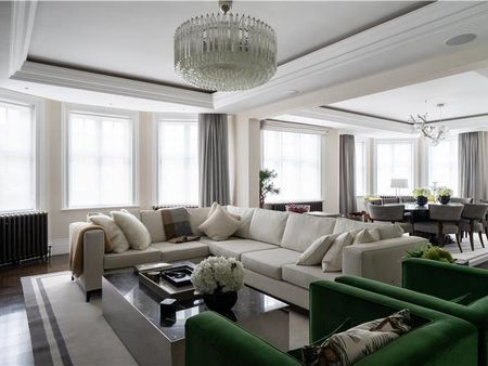 Eaton Mansions - Photo 2