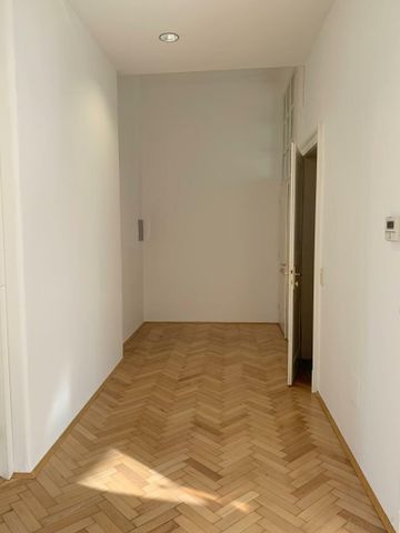 GroßzügigerTop-Altbau nächst Geidorfplatz mit Parkplätzen - Photo 2