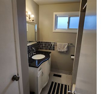 For Lease - 219 Mcmurchy Avenue Unit# Main, Brampton, Ontario - Photo 6