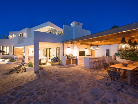 5 bedroom luxury Villa for rent in Ibiza, Balearic Islands - Photo 4