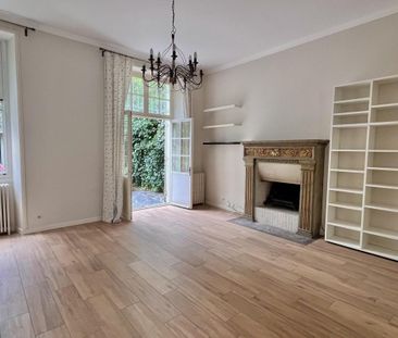 Maison 9 pièce(s) 221 m² - Photo 2
