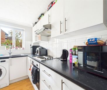 1 bedroom House in Simkins Close, Winkfield Row - Photo 4