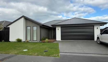 Modern 3-Bedroom Home in Prestons Park - Prime Location - Photo 5