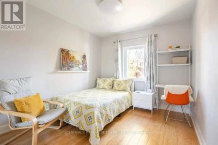 77A RUNNYMEDE ROAD - Photo 5