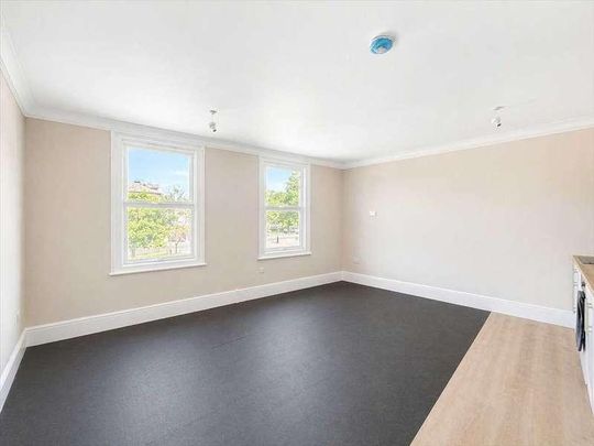 Woolwich Road, Belvedere, DA17 - Photo 1