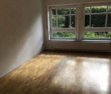 Schickes Appartment mit Parkettfußboden, EBK, AR, Terrasse u. Garten! - Foto 5
