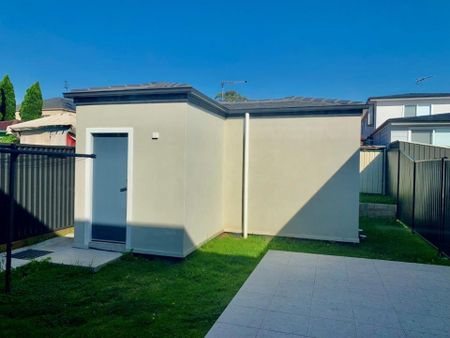 Luxurious Duplex with Studio - Photo 4