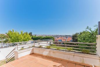 3 Bedroom House with a view, Oeiras Golf Residence, Oeiras