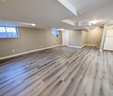 Spacious 2-Bed Lower Unit Minutes from Sunset Beach! - Photo 3