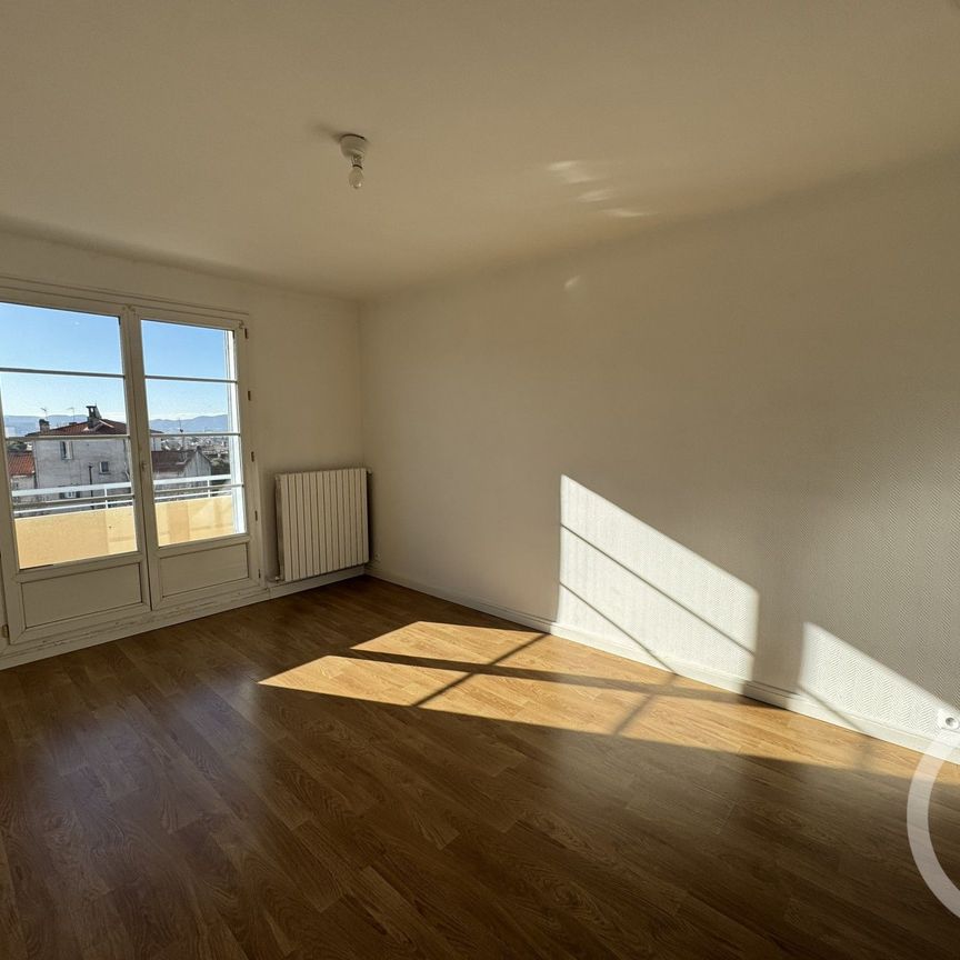 Location Appartement 3 pièces 54m² MARSEILLE 12ème - Photo 1