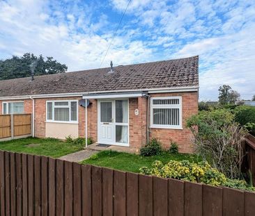 2 bedroom semi-detached bungalow to rent - Photo 1