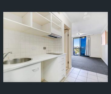 610/188 Shaftson Avenue, Kangaroo Point, Qld 4169 - Photo 1